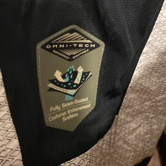 Columbia Omnitech AmpliDry Fully Waterproof Shell Jacket EUC - Picture 5 of 12